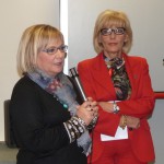 La Dirigente scolastica Stefania Tinti e Gabriella Sarracco, Presidente della Sezione Fidapa-BPW Italy di Civitavecchia